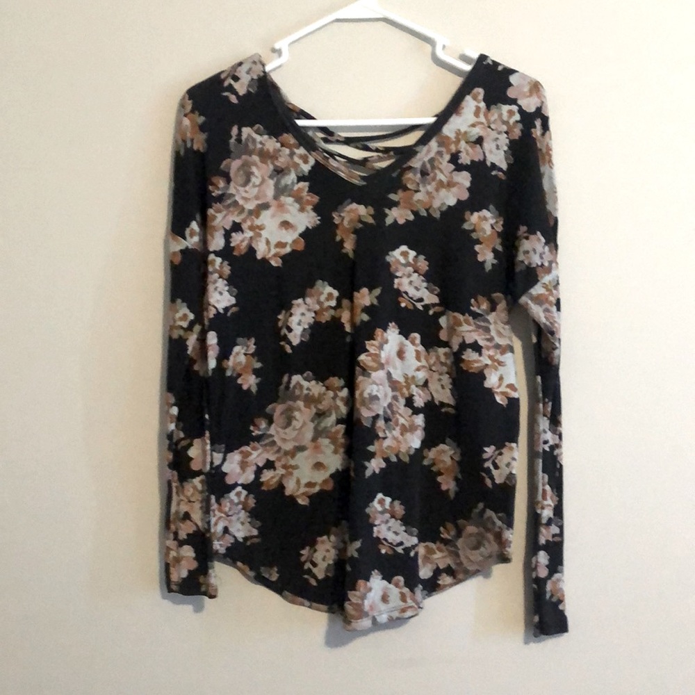 Floral long sleeve tie in the back